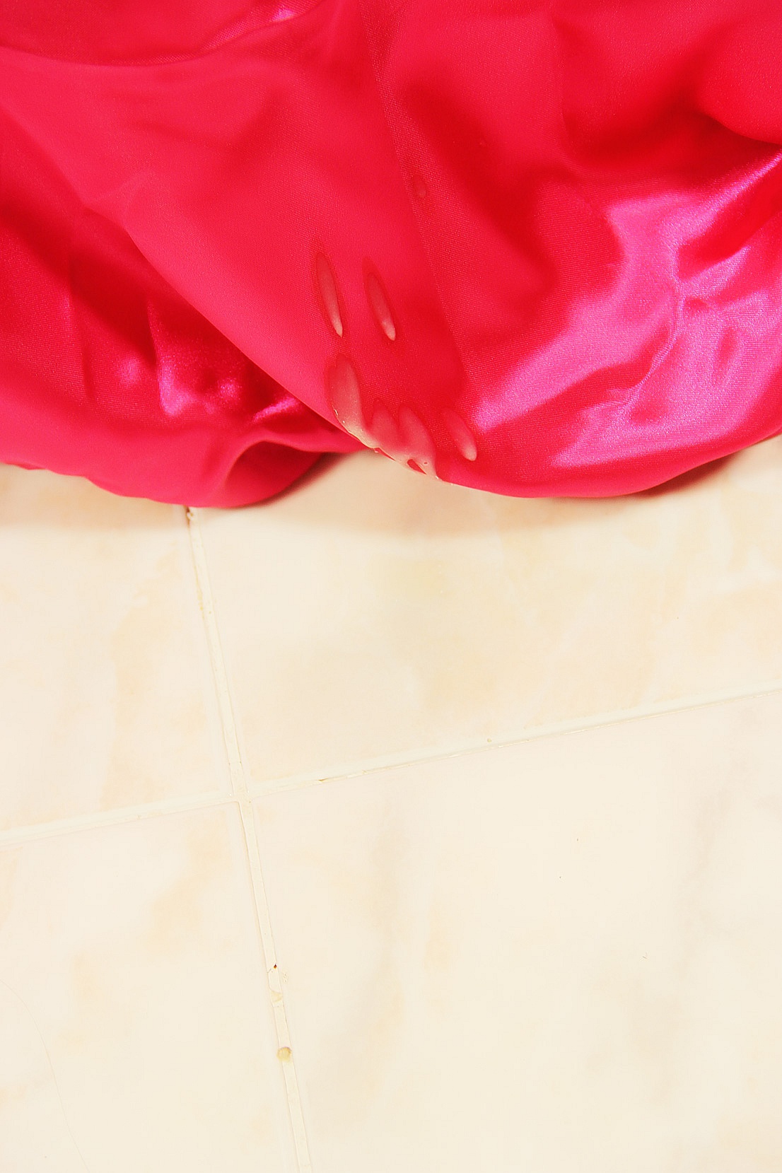 20150129-vivian-cummingredchair-p