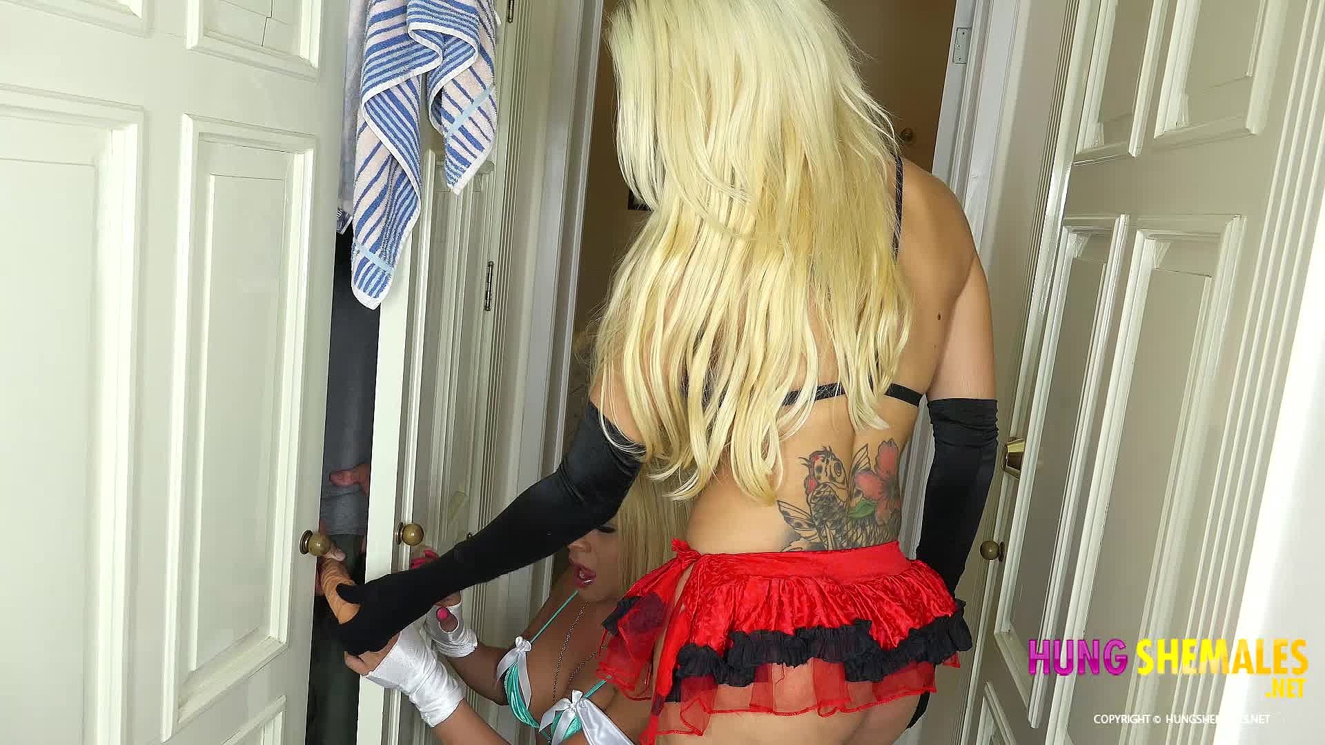 2018-11-28closet-blowjob-v